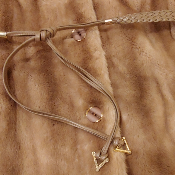 🍁H.P.🍂Faux Vintage Tissavel of France  Fur - Picture 5 of 6